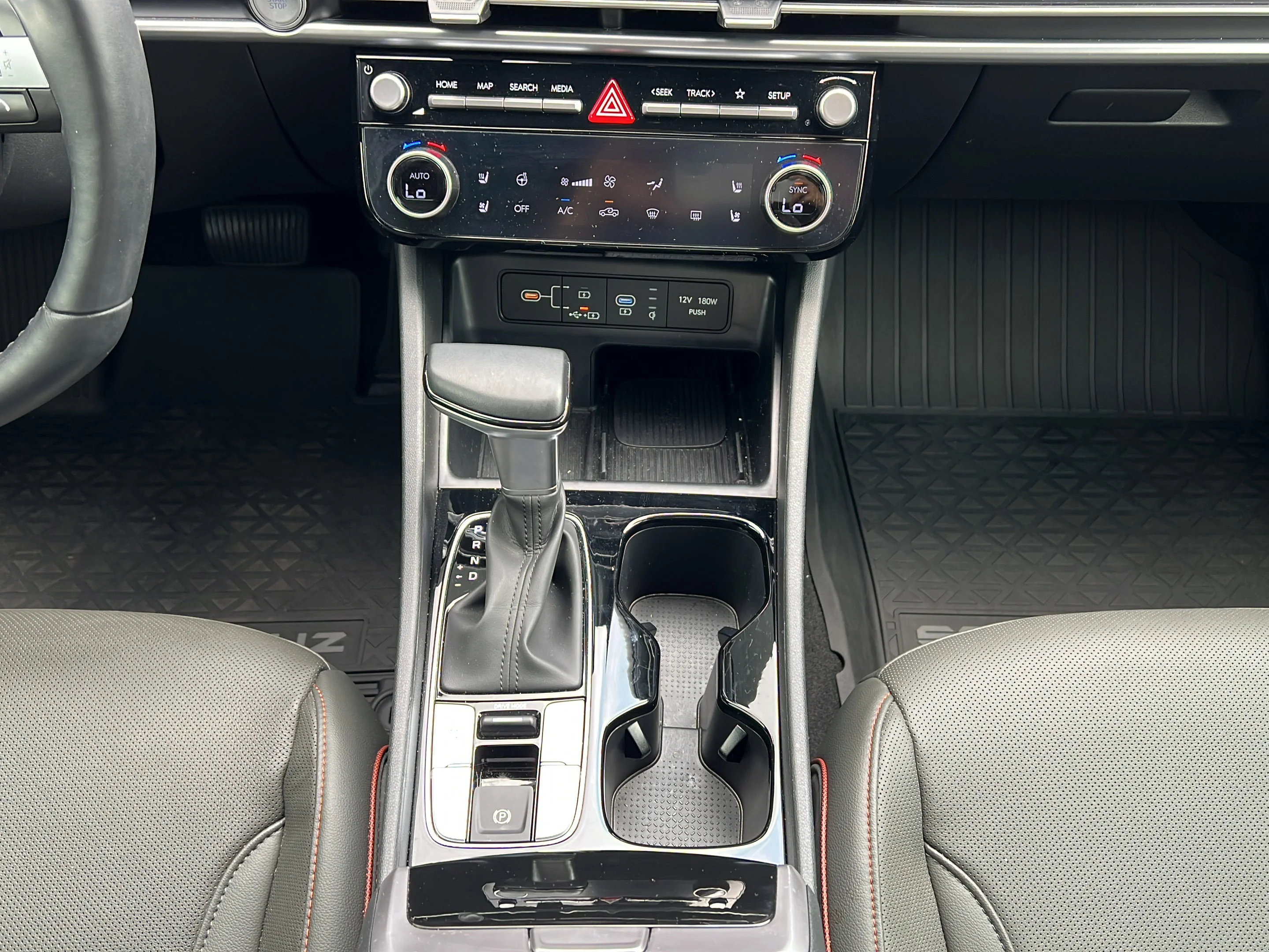 Used 2025 Atlas White Hyundai Limited image 15
