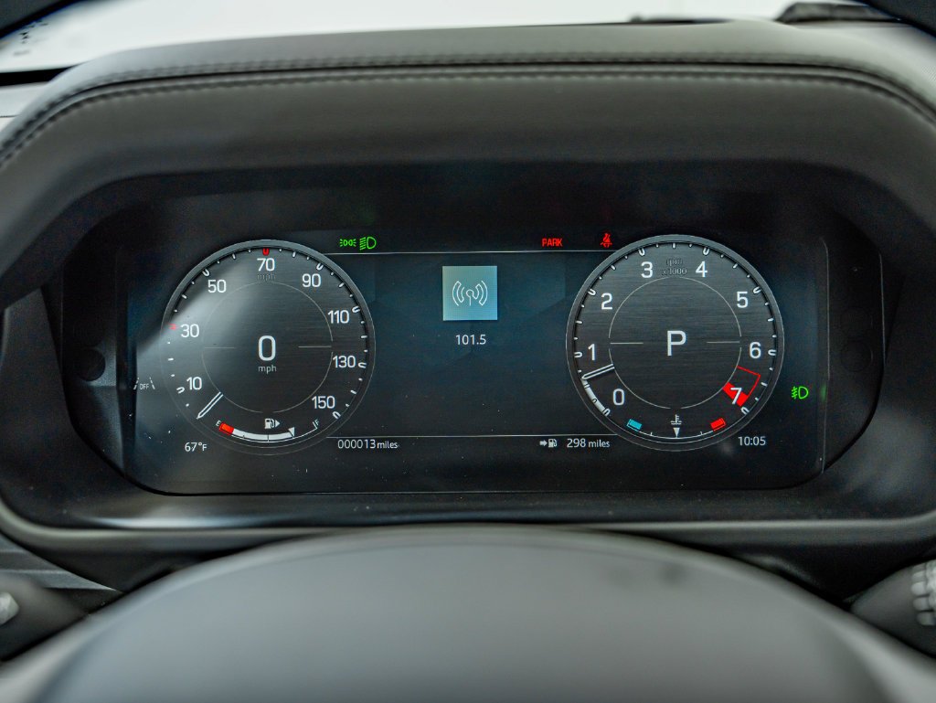 New 2026 Fuji White Land Rover X-Dynamic SE image 22