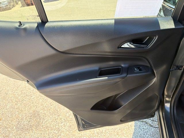 Used 2020 Nightfall Gray Metallic Chevrolet Premier image 15