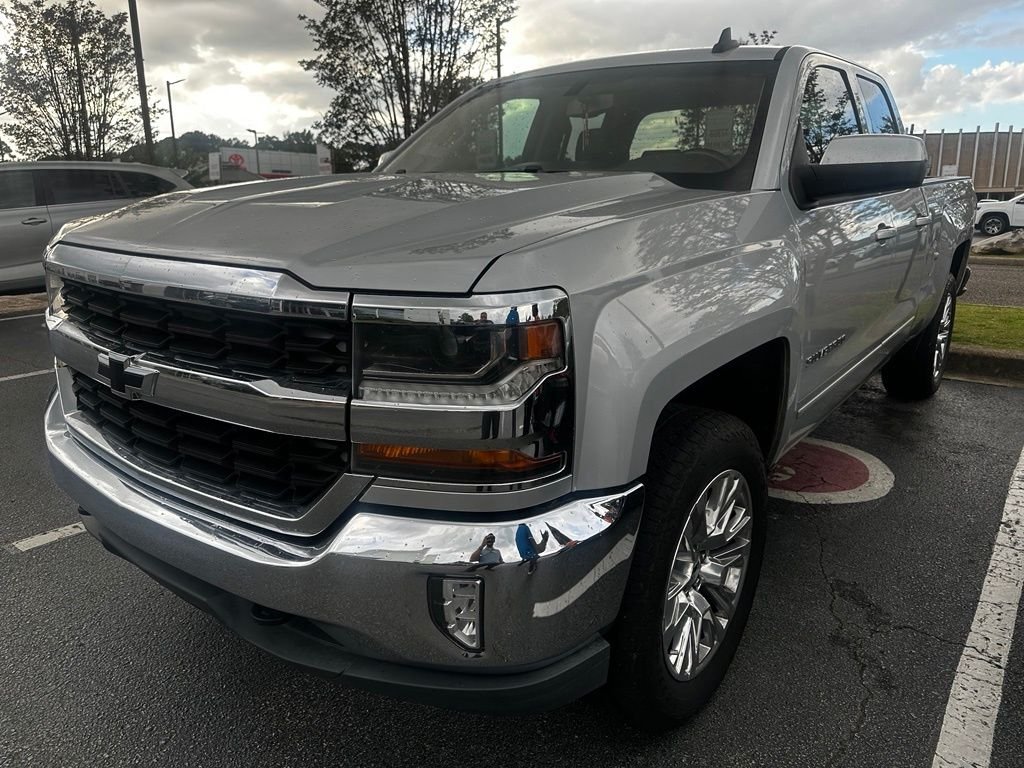 Used 2016 Silver Chevrolet LT image 1