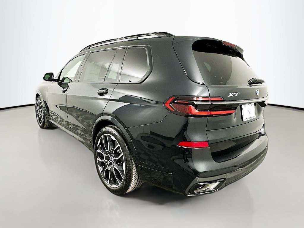 Used 2026 Black Sapphire Metallic BMW xDrive40i image 7