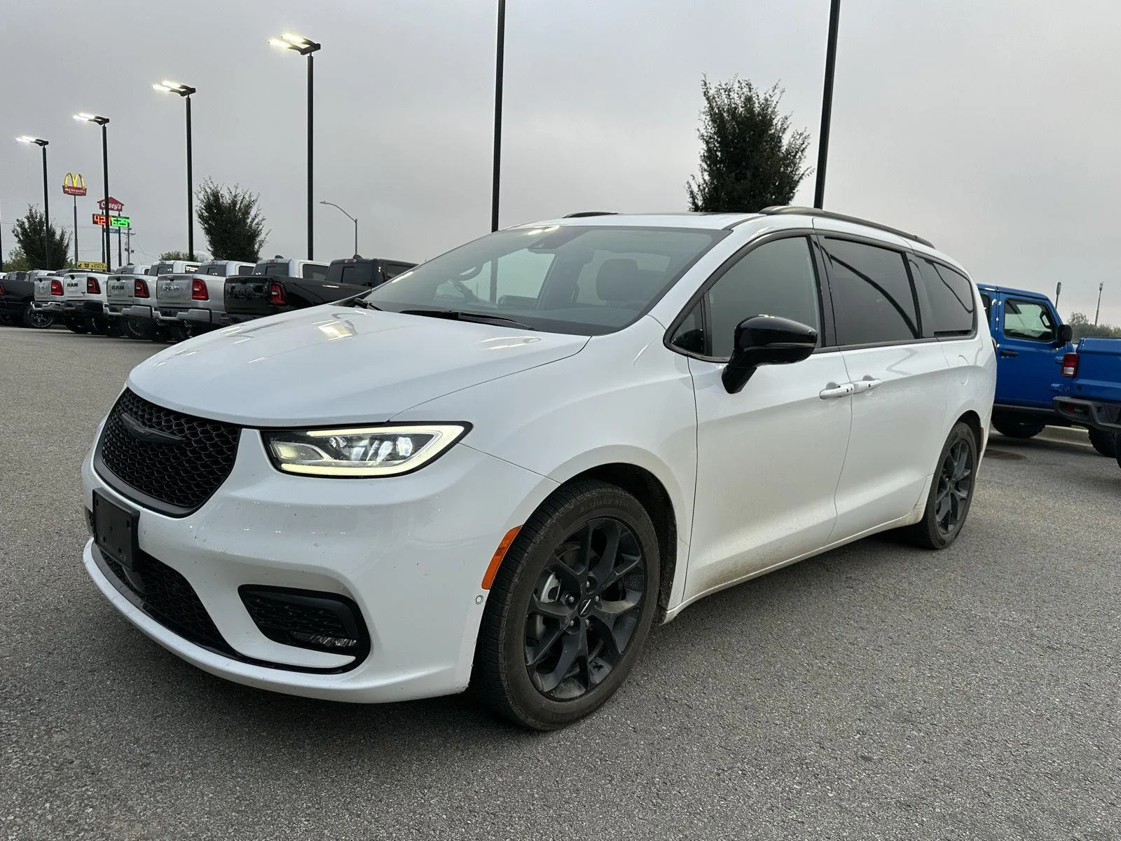 2024 Chrysler Pacifica Limited