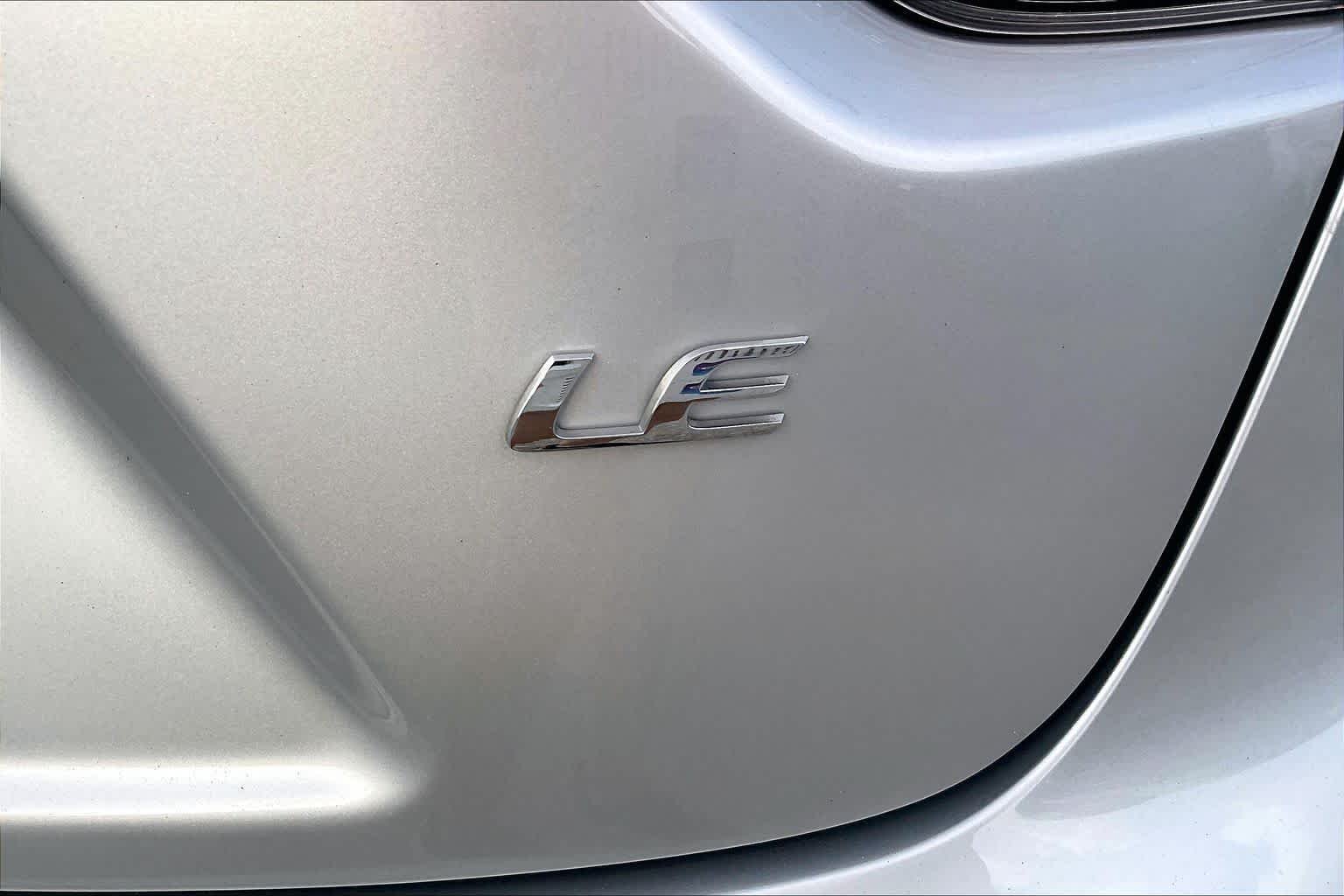 Used 2025 Classic Silver Metallic Toyota LE image 10