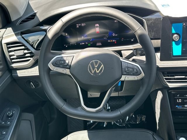 New 2026 Black Volkswagen 1.5T SE Black image 23