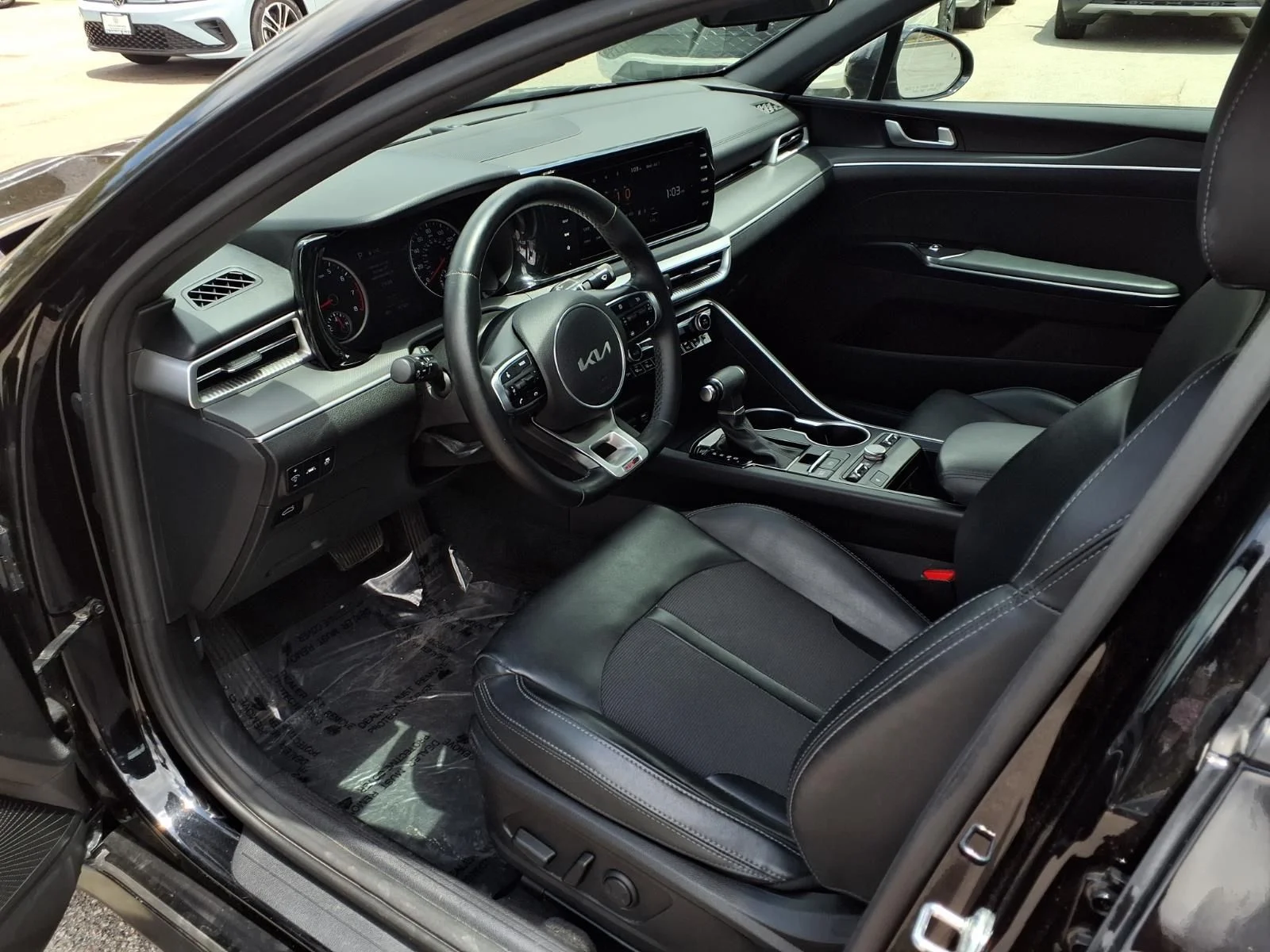 Used 2022 Black Kia GT-Line image 16