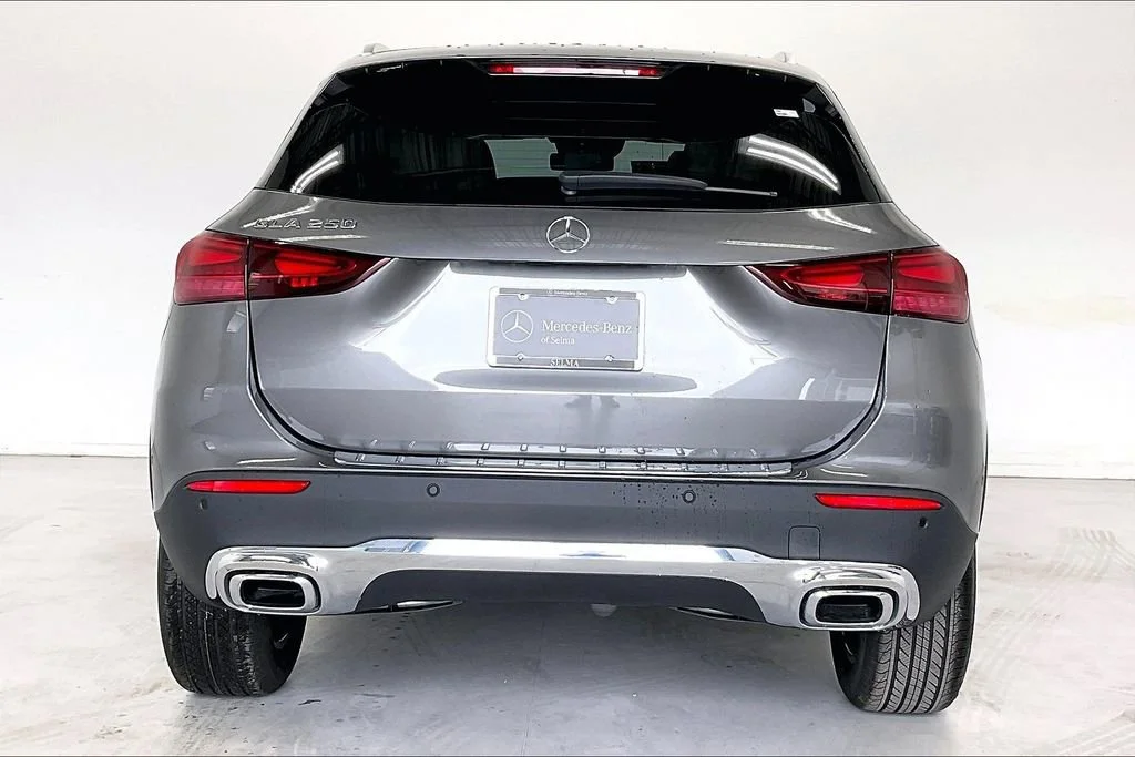 New 2026 Mountain Grey Metallic Mercedes-Benz GLA 250 image 16