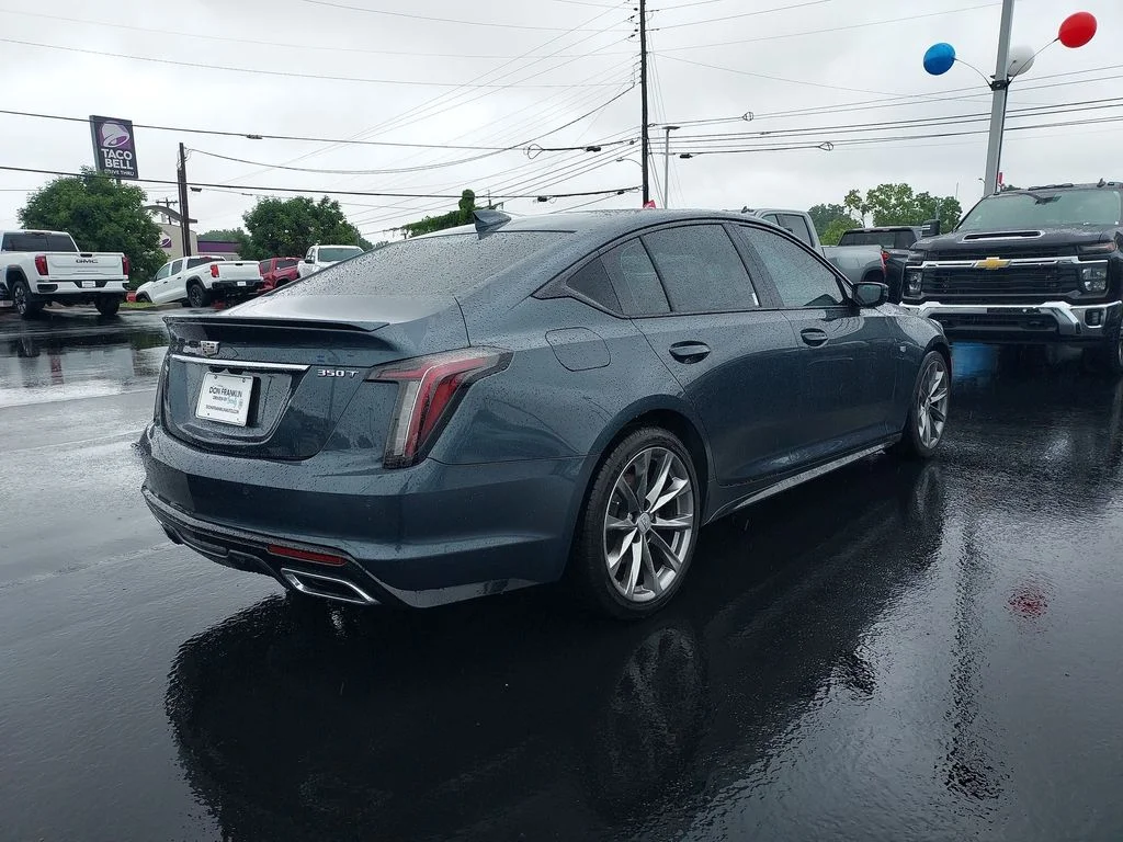 Used 2020 Gray Cadillac Sport image 8