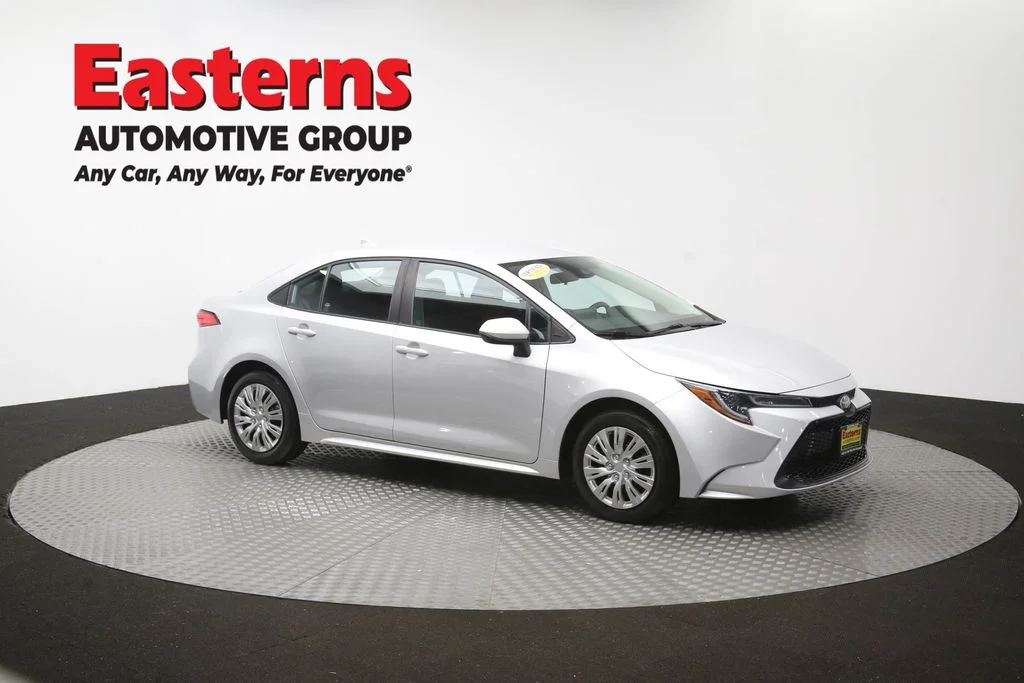 Used 2022 Silver Toyota LE image 47