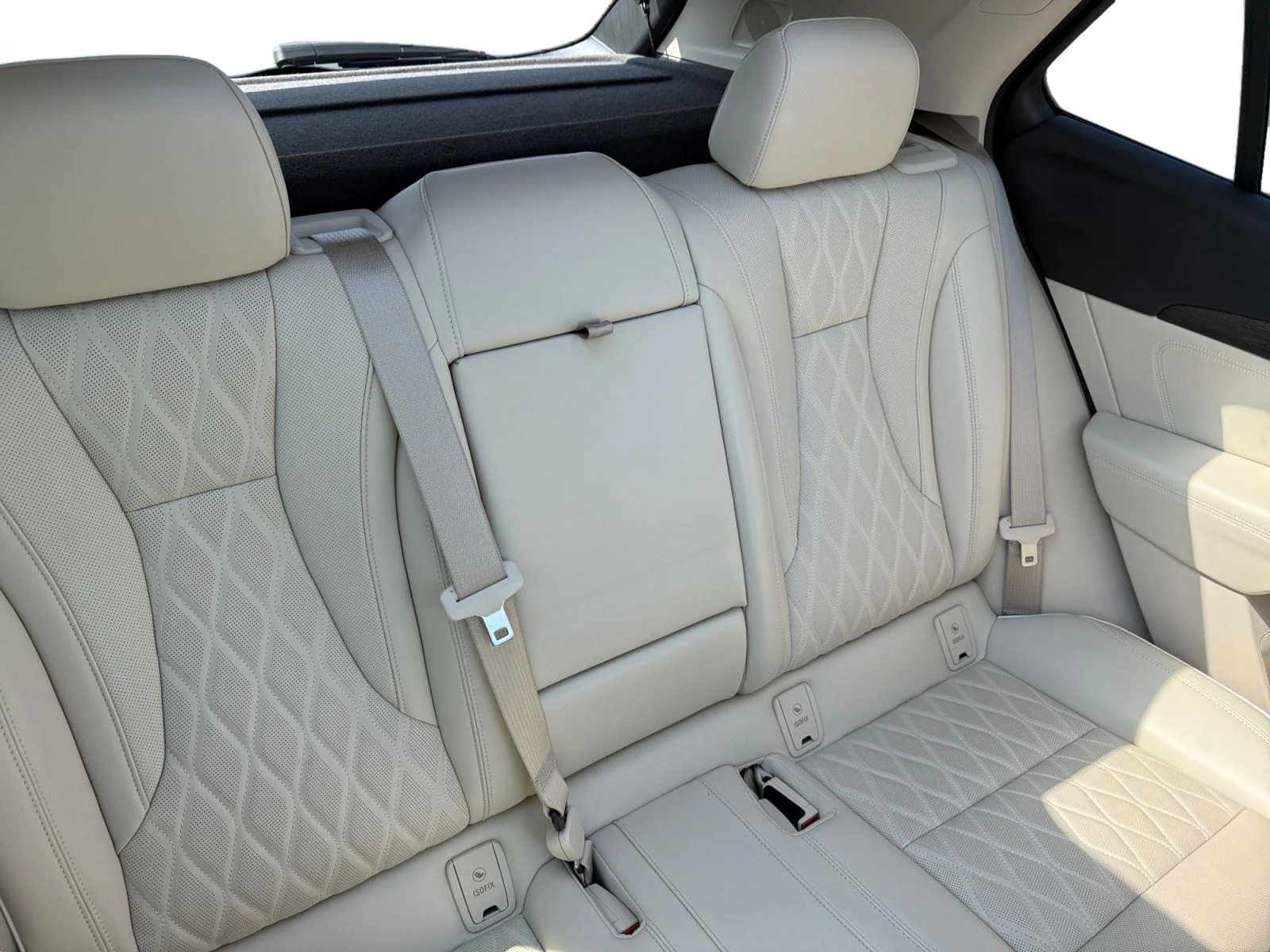 Used 2023 Ebony Twilight Metallic Buick Avenir image 17