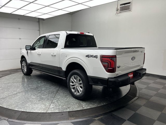 Used 2024 Star White Metallic Tri-Coat Ford King Ranch image 2