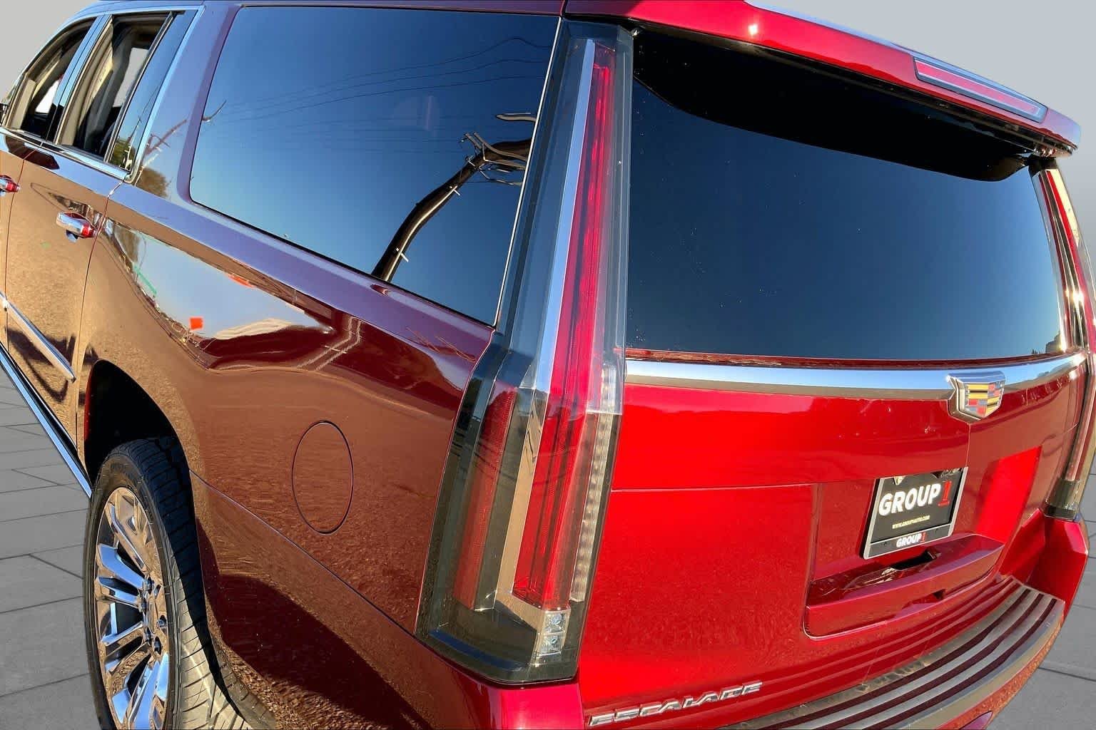 Used 2018 Red Passion Tintcoat Cadillac Premium Luxury image 27