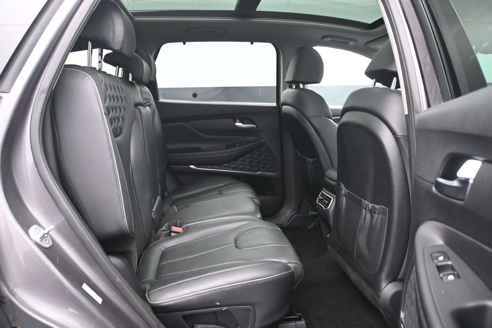 Used 2022 Portofino Gray Hyundai Limited AWD image 14