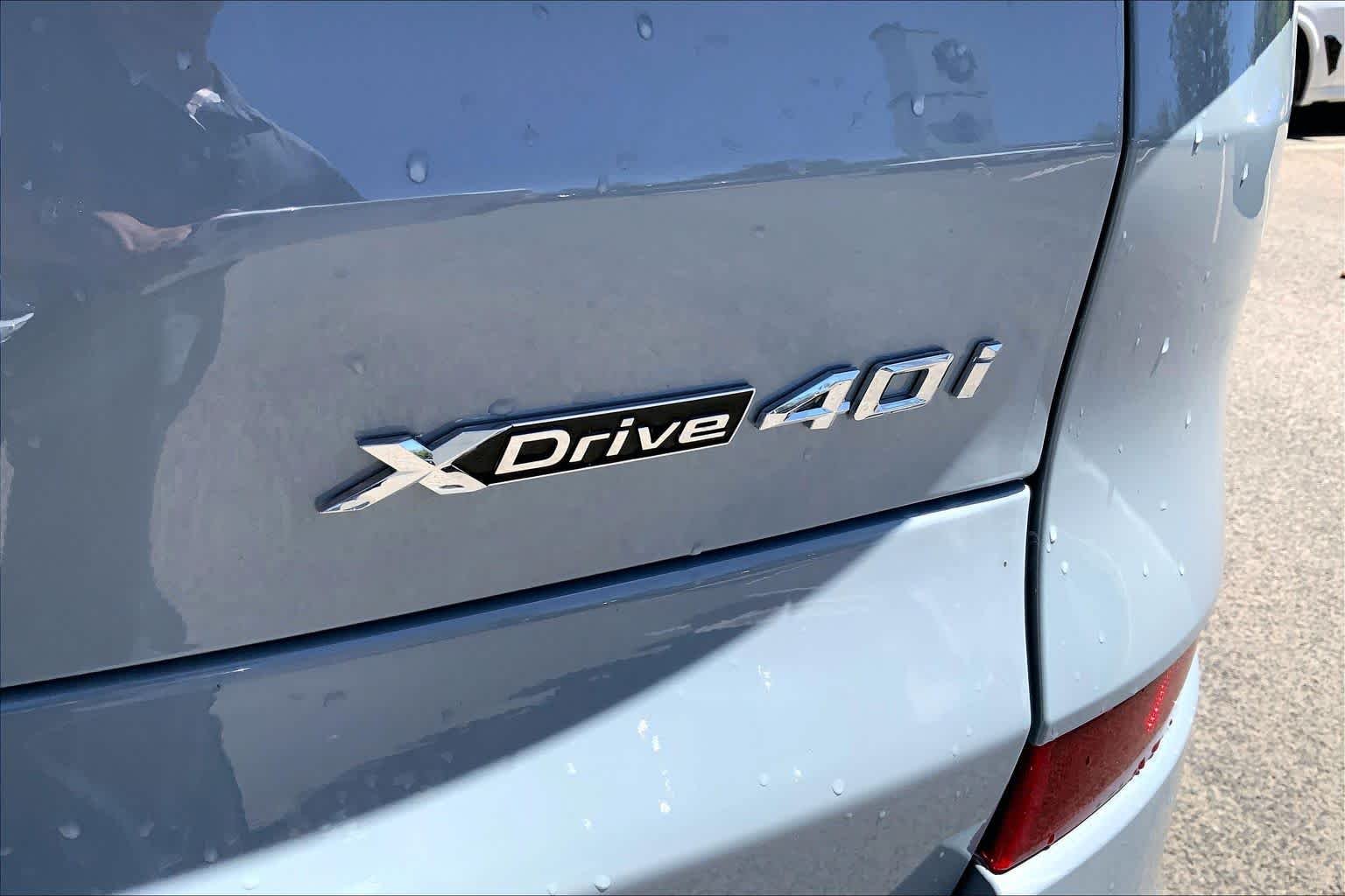 New 2026 Brooklyn Grey Metallic BMW xDrive40i image 15