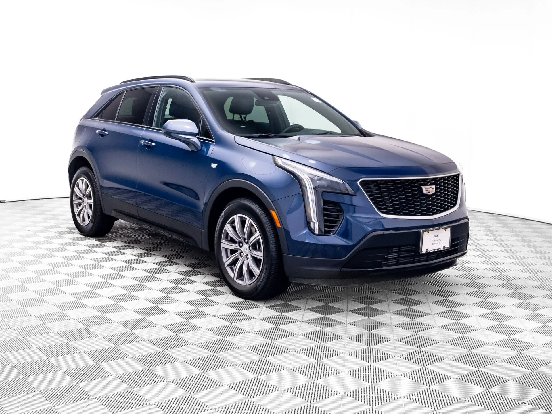 Used 2020 Blue Cadillac Sport image 7