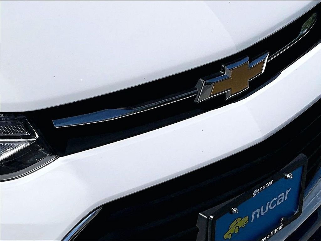 Used 2018 White Chevrolet LT image 29