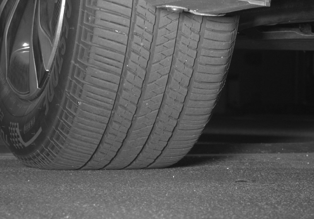 Used 2025 Silver Toyota XLE image 10