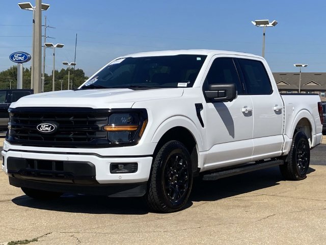 Used 2024 White Ford XLT image 6
