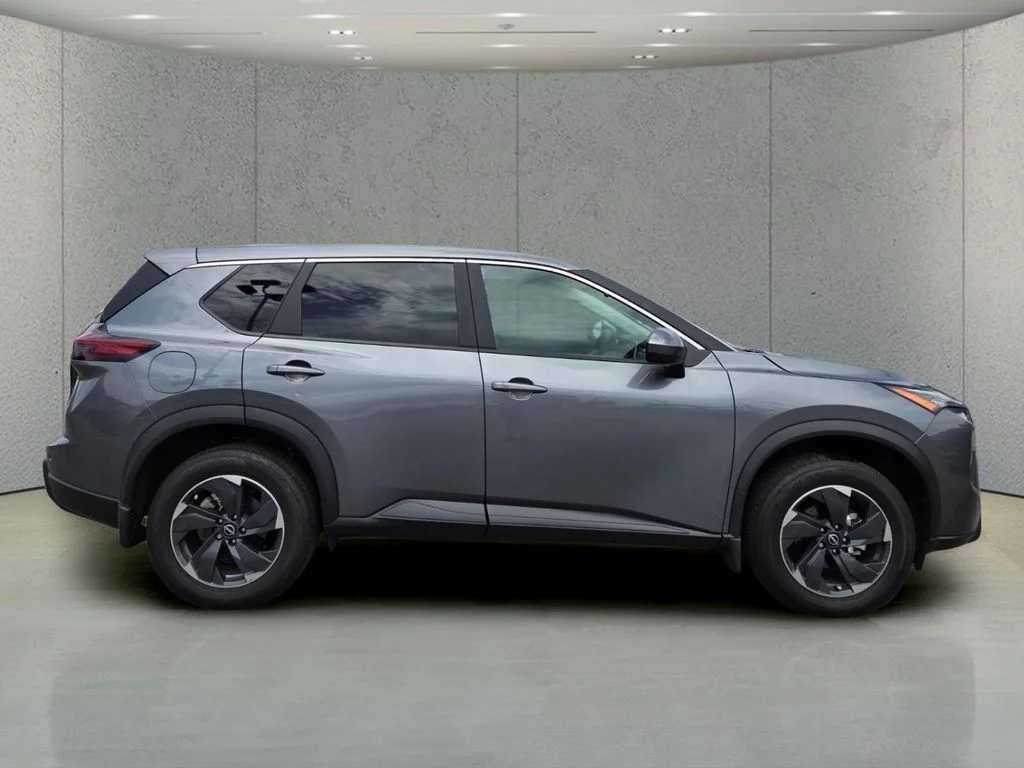 Used 2026 Gray Nissan SV image 5