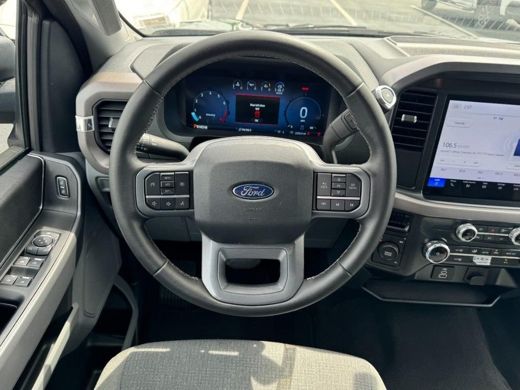 Used 2025 Black Ford XLT image 12