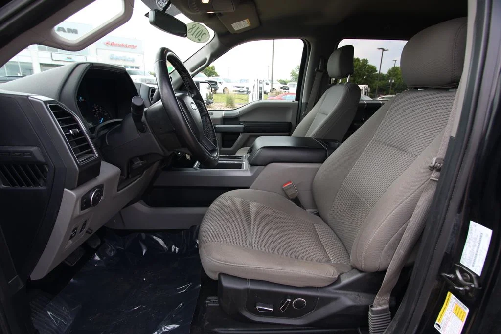 Used 2018 Black Ford XLT image 6