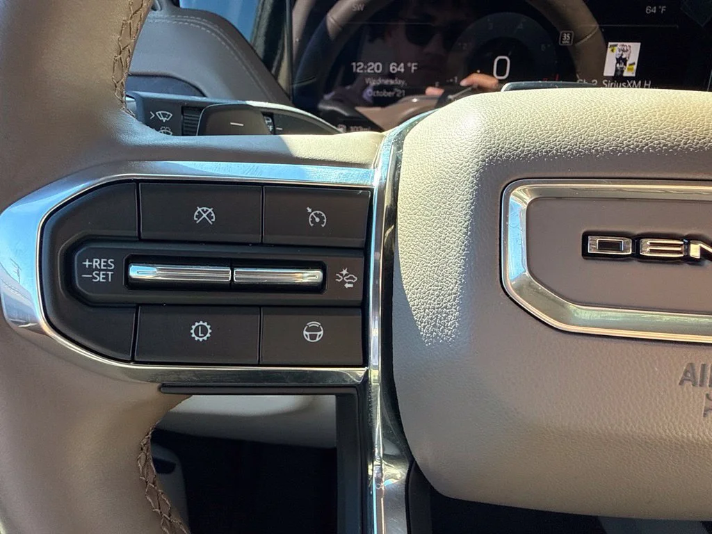 Used 2026 Onyx Black GMC Denali image 22