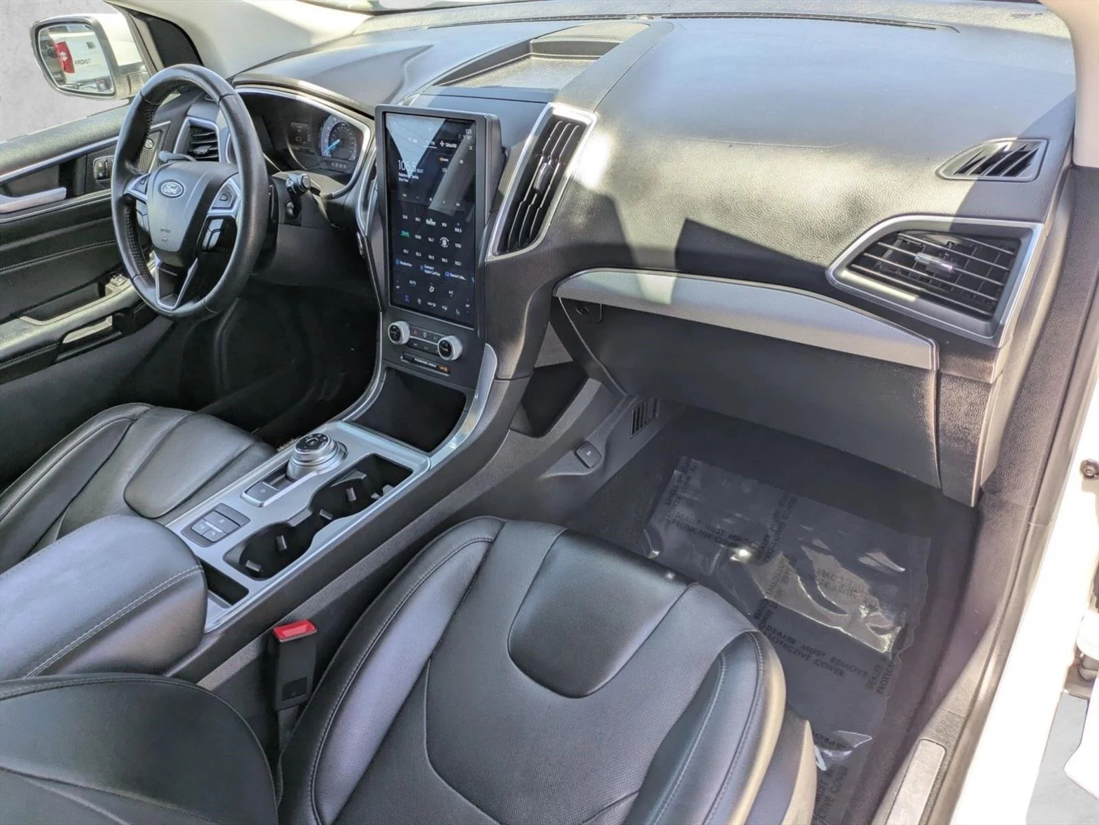 Used 2021 Star White Metallic Tri-Coat Ford Titanium image 23