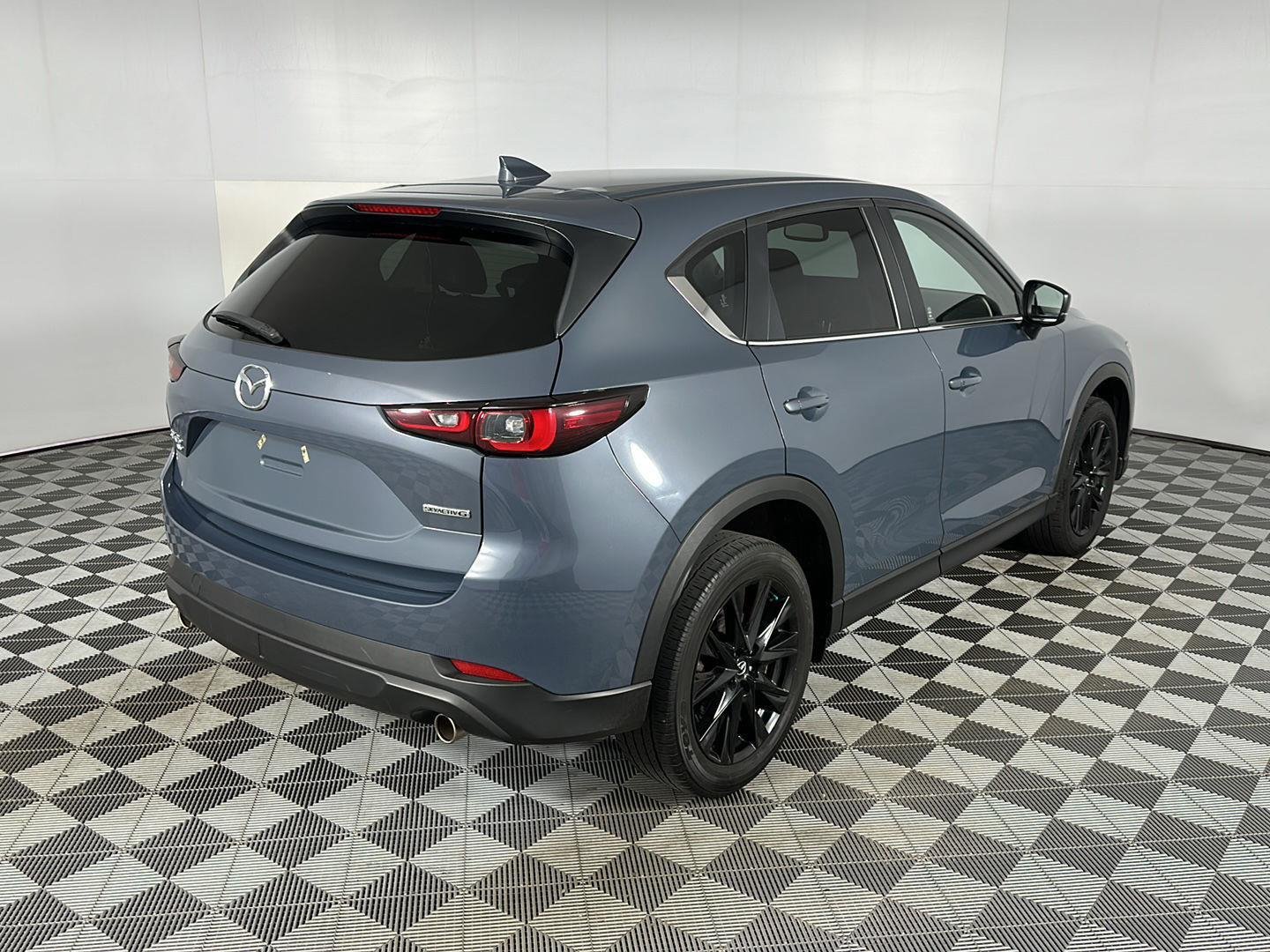 Used 2023 Polymetal Gray Mazda 2.5 S Carbon Edition image 13