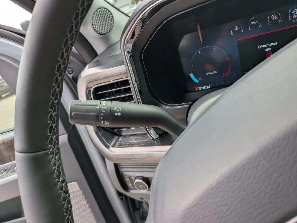 New 2026 Glacier Gray Metallic Tri-Coat Ford F-250® Lariat® image 33