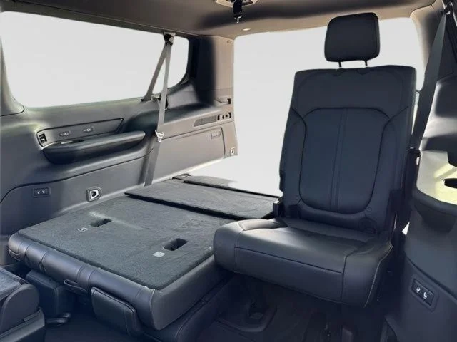 New 2026 Baltic Gray Metallic Clearcoat Jeep  image 26