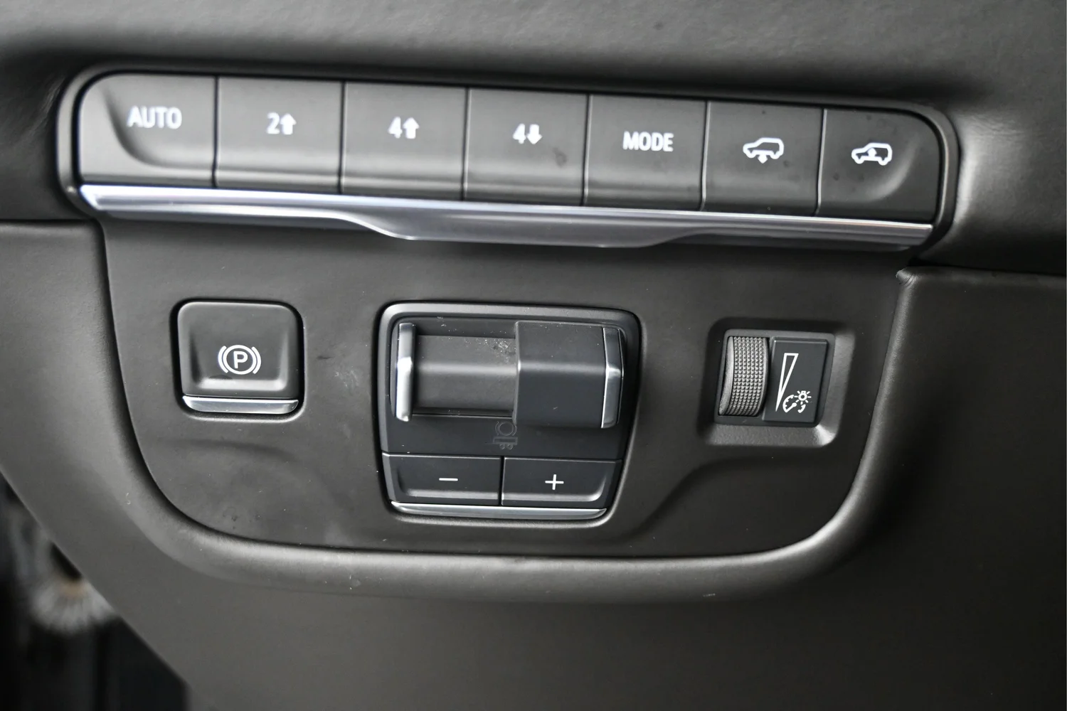 Certified Used 2025 Black Cadillac Premium Luxury Platinum image 23