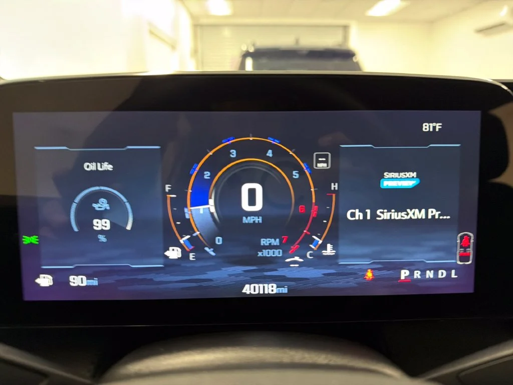 Used 2025 White Chevrolet LT image 20