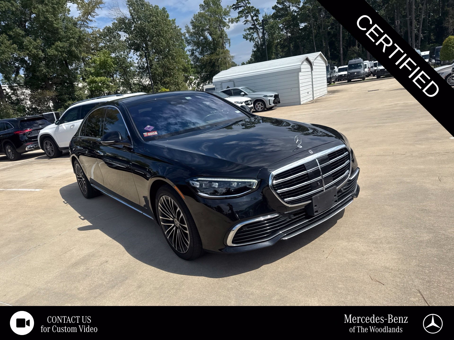 Certified Used 2022 Obsidian Black Metallic Mercedes-Benz S 500 image 1