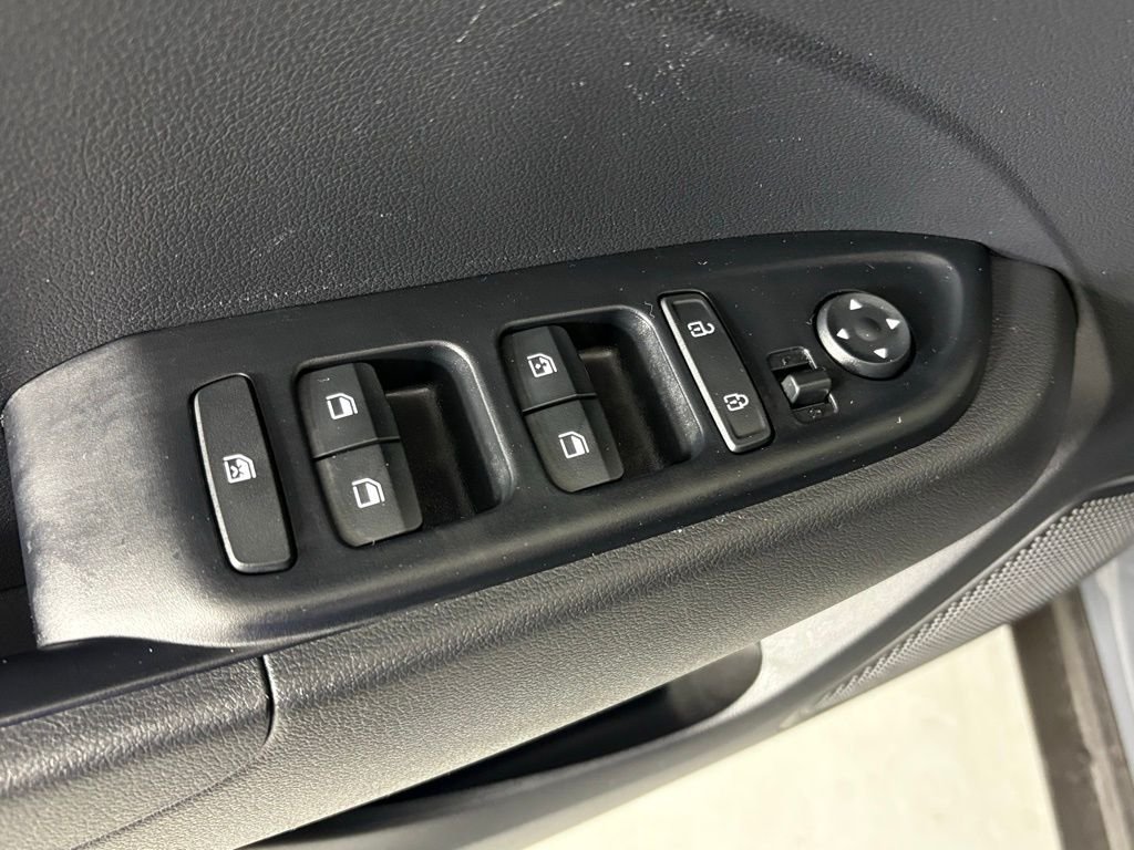 Used 2025 Gray Hyundai SEL image 14