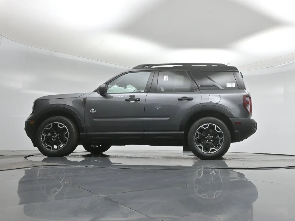 New 2026 Carbonized Gray Metallic Ford Outer Banks image 50