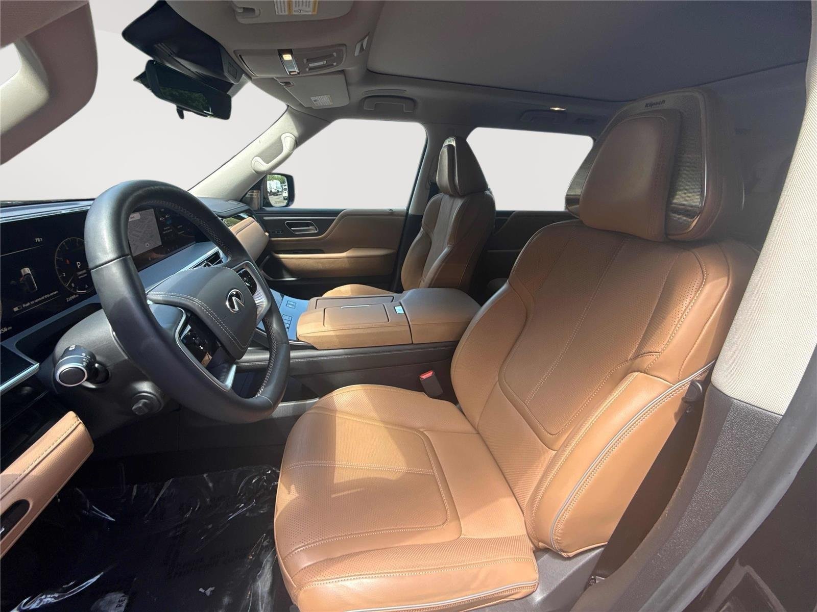 Certified Used 2025 Mineral Black INFINITI SENSORY image 11