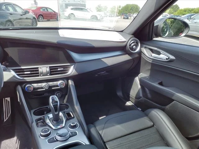Used 2024 Black Alfa Romeo Veloce image 17