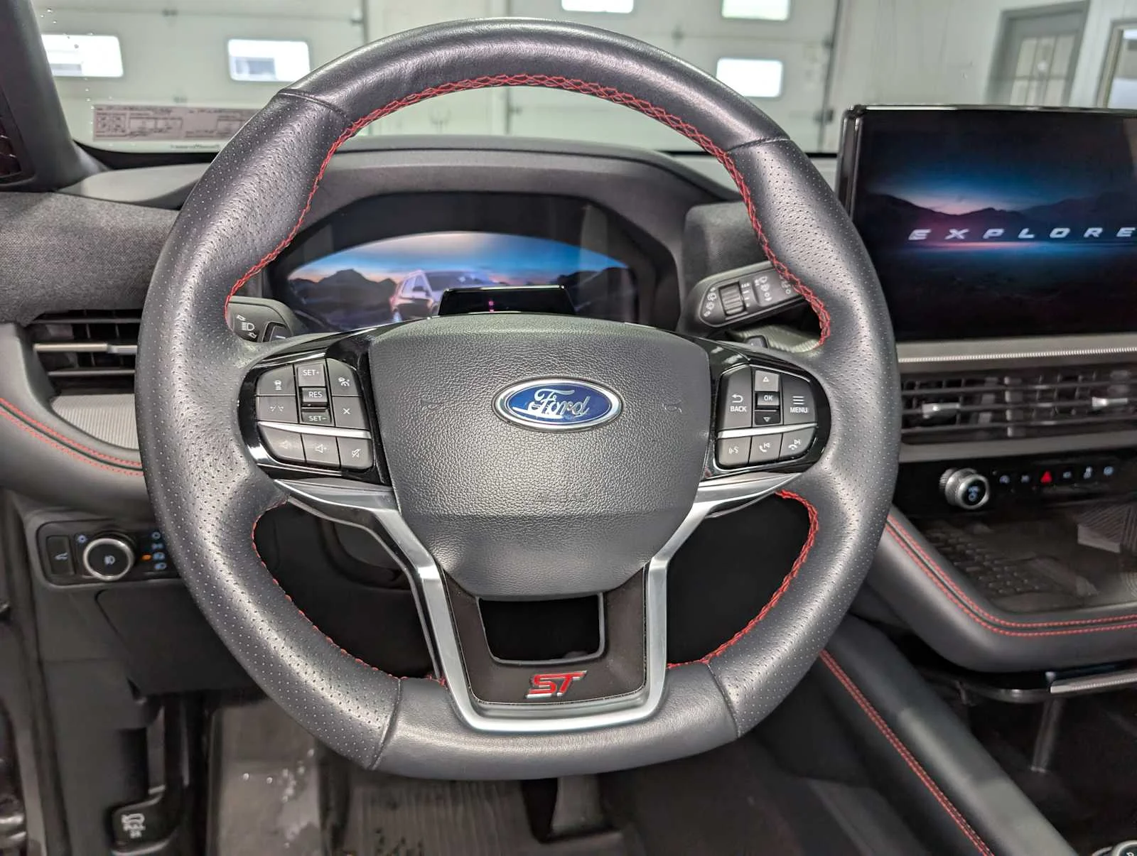 Used 2025 Carbonized Gray Metallic Ford ST image 39