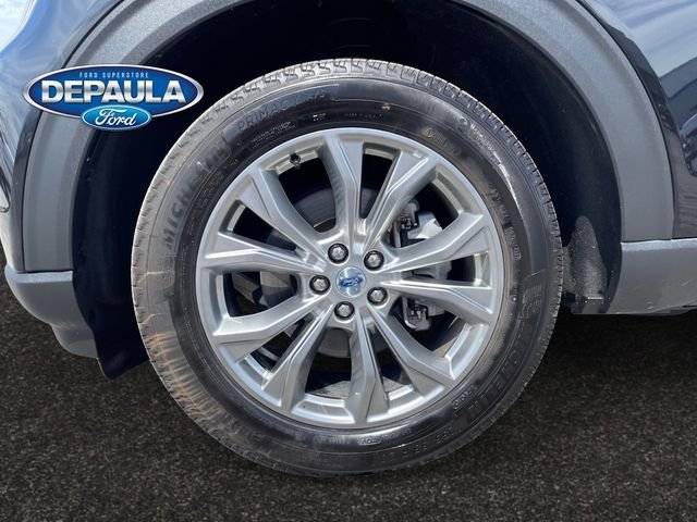 Used 2023 Black Ford XLT image 18