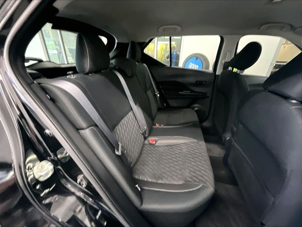 Used 2022 Super Black Nissan S image 16