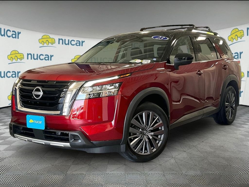 Used 2023 Red Nissan SL image 3