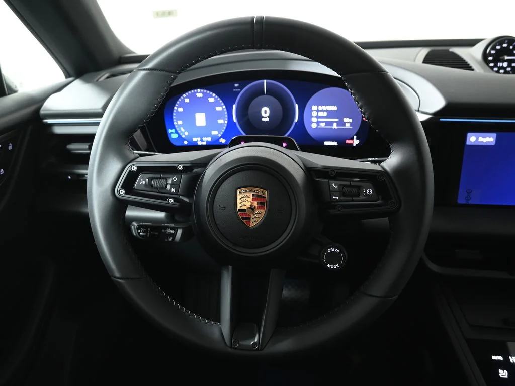 2026 Porsche Macan Base - Photo 18