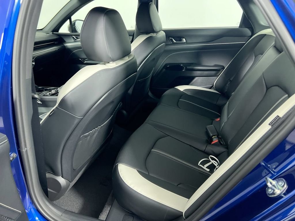 New 2026 Yacht Blue Kia GT-Line FWD image 27