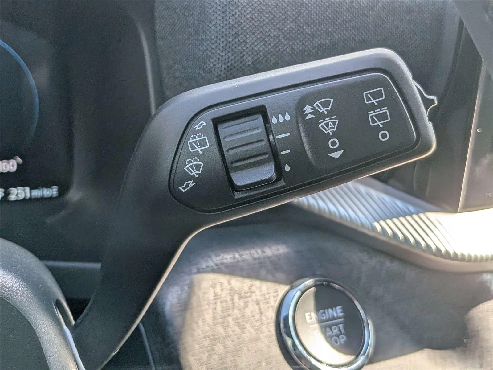 New 2026 Star White Metallic Tri-Coat Ford Platinum image 30