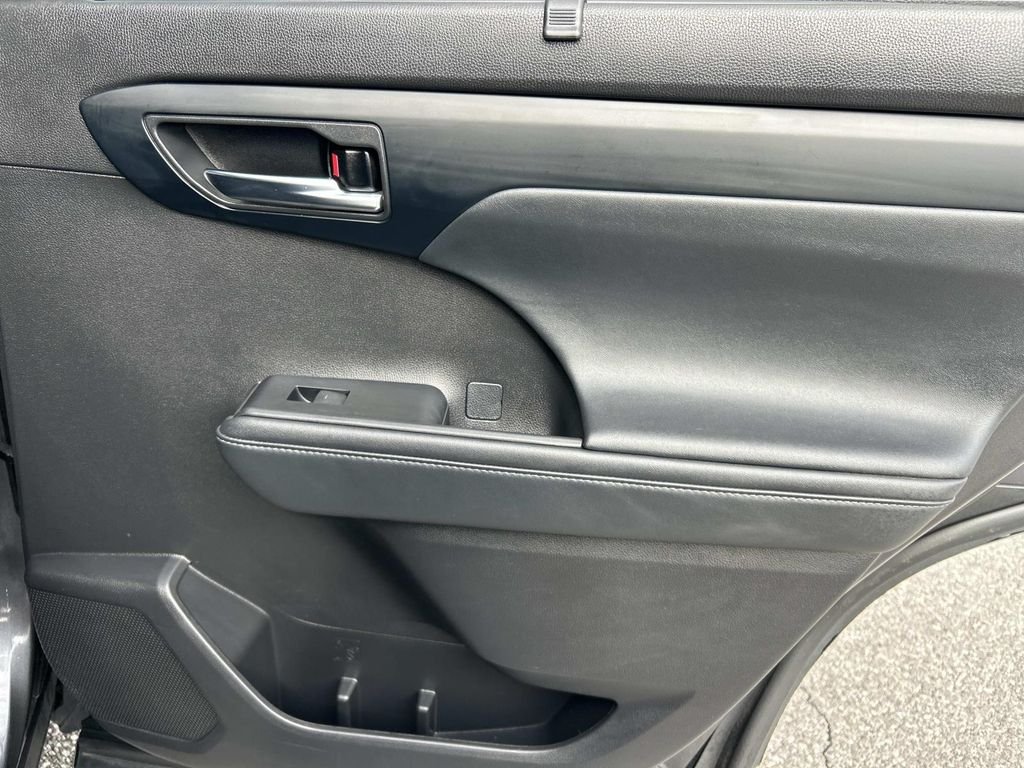 Certified Used 2022 Magnetic Gray Metallic Toyota XLE image 23