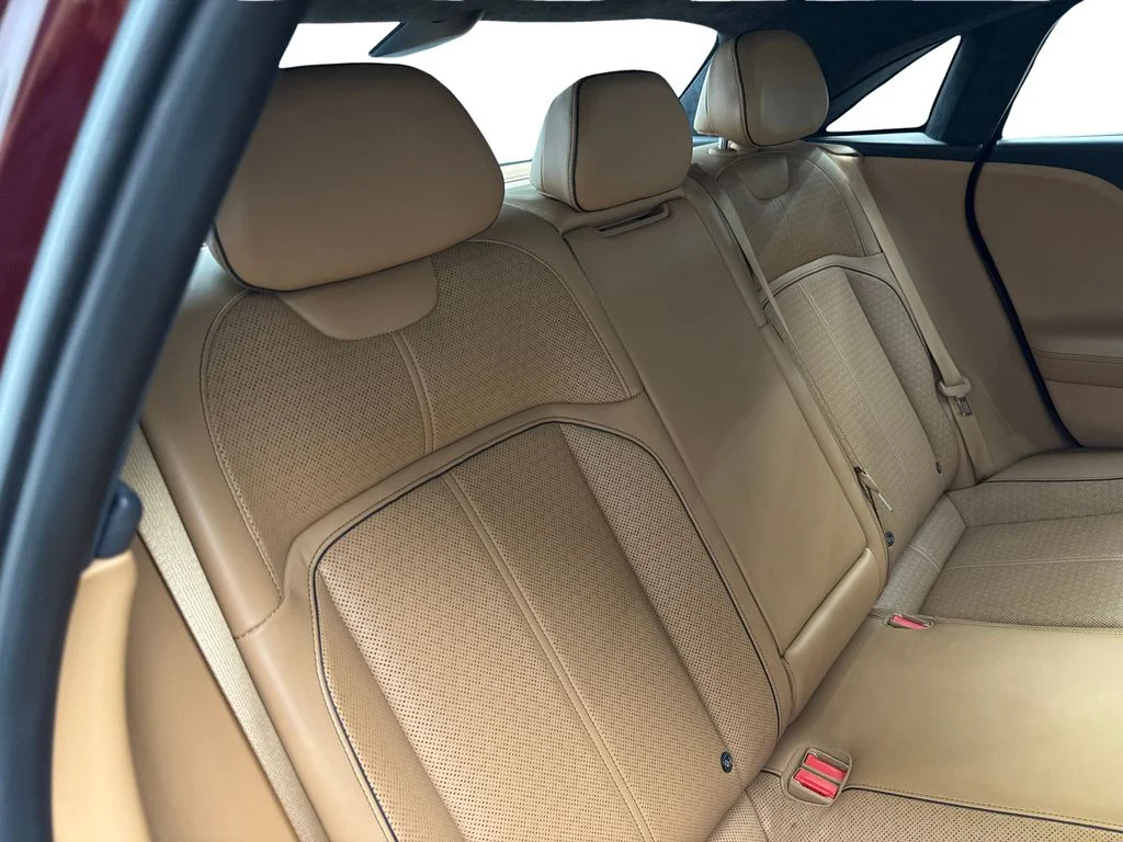 Used 2022 Red Lucid Grand Touring image 41