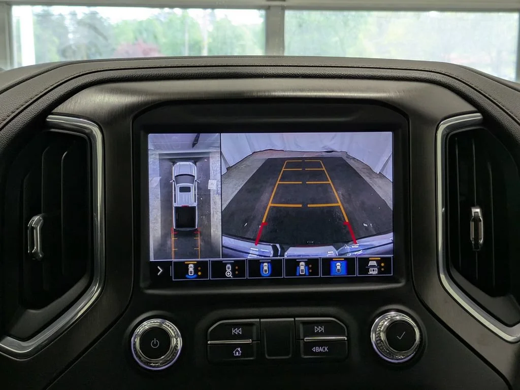 Used 2021 Black GMC AT4 image 13
