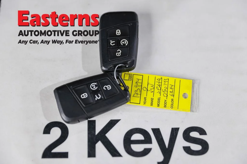 Used 2024 Silver Volkswagen 1.5T SE image 19