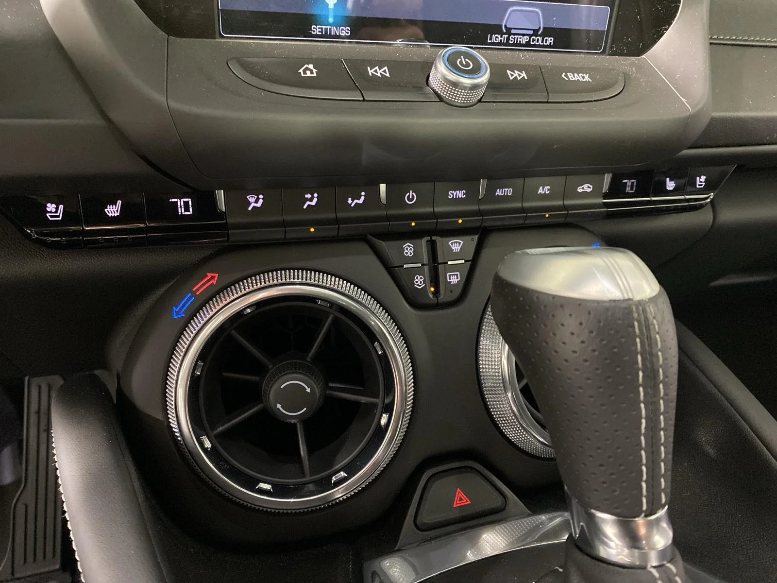 Used 2018 Black Chevrolet 2SS image 19