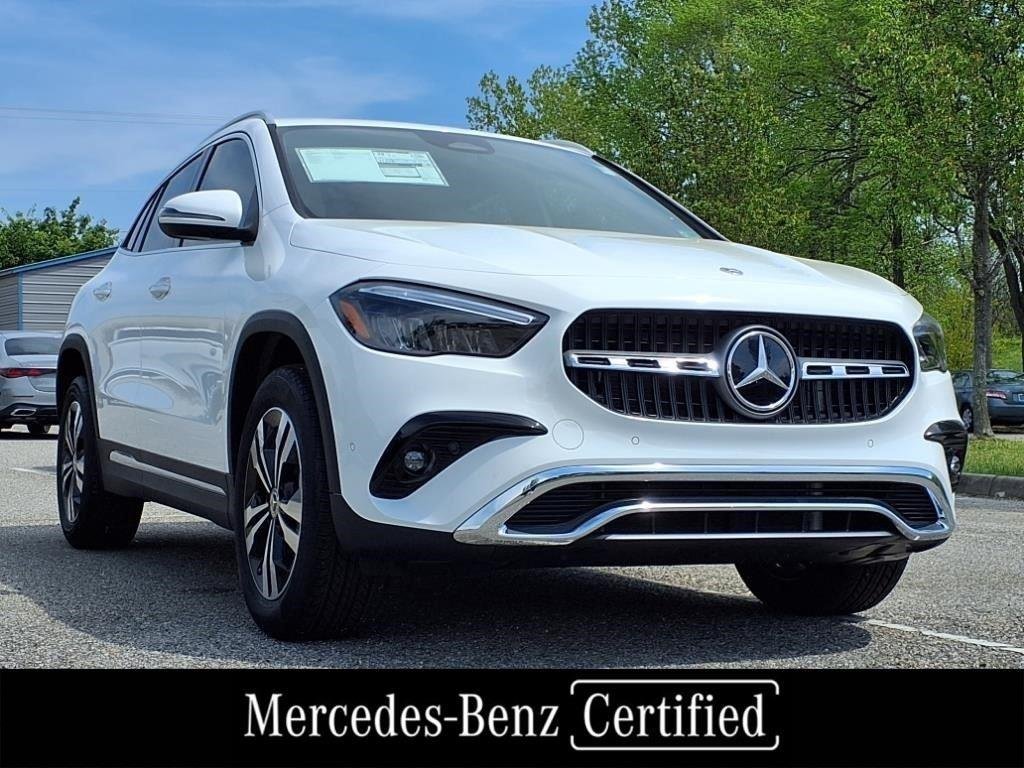 Used 2025 Polar White Mercedes-Benz GLA 250 image 2