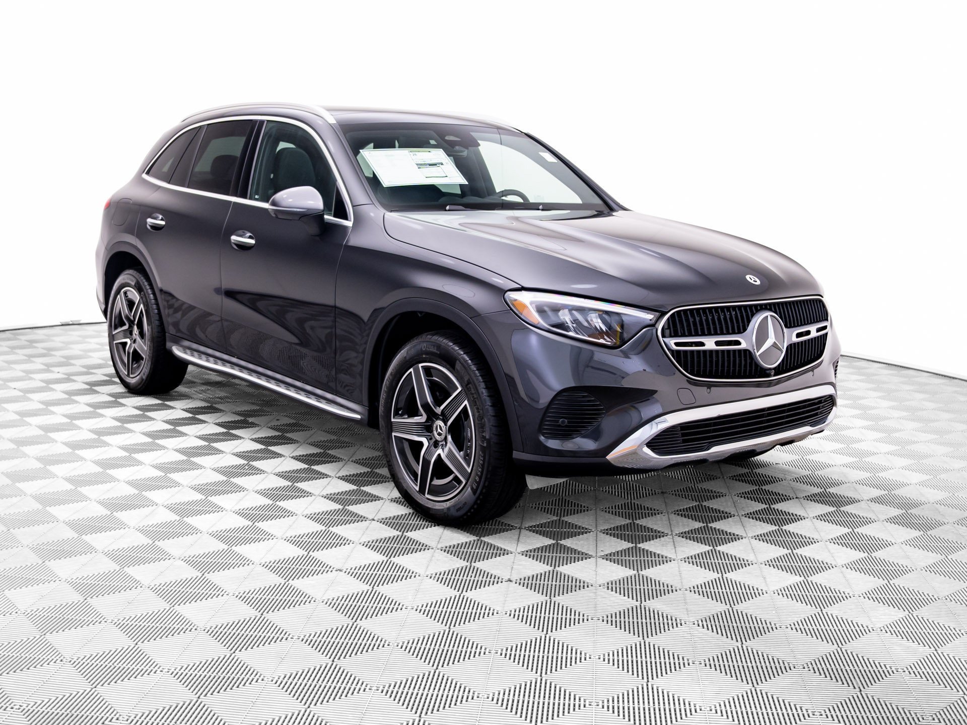 New 2027 Graphite Grey Metallic Mercedes-Benz GLC 300 image 7